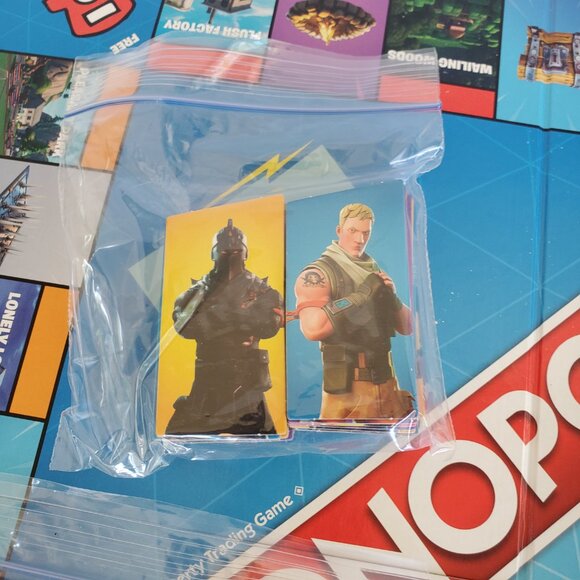 Fortnite Edition MONOPOLY Board Game Original 2018 Ages 13+ Strategy Properties - Picture 7 of 7